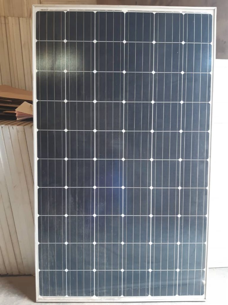 200 Watts Powerful Monocrystalline Photovoltaic Pv Solar Panel Module