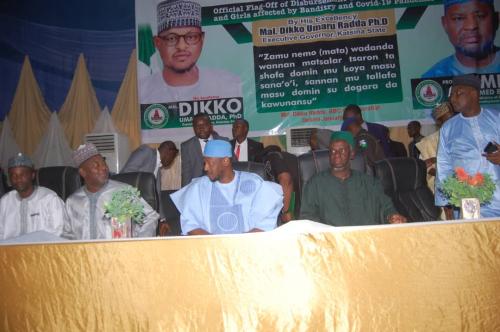 Cross section of the high table